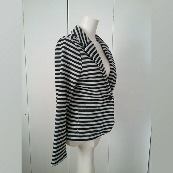 Feathers Black and Gray Stripe Knit Blazer - Picture 2 of 5